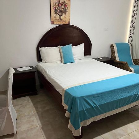 Hotel Nuevo Amanecer El Catey Zewnętrze zdjęcie