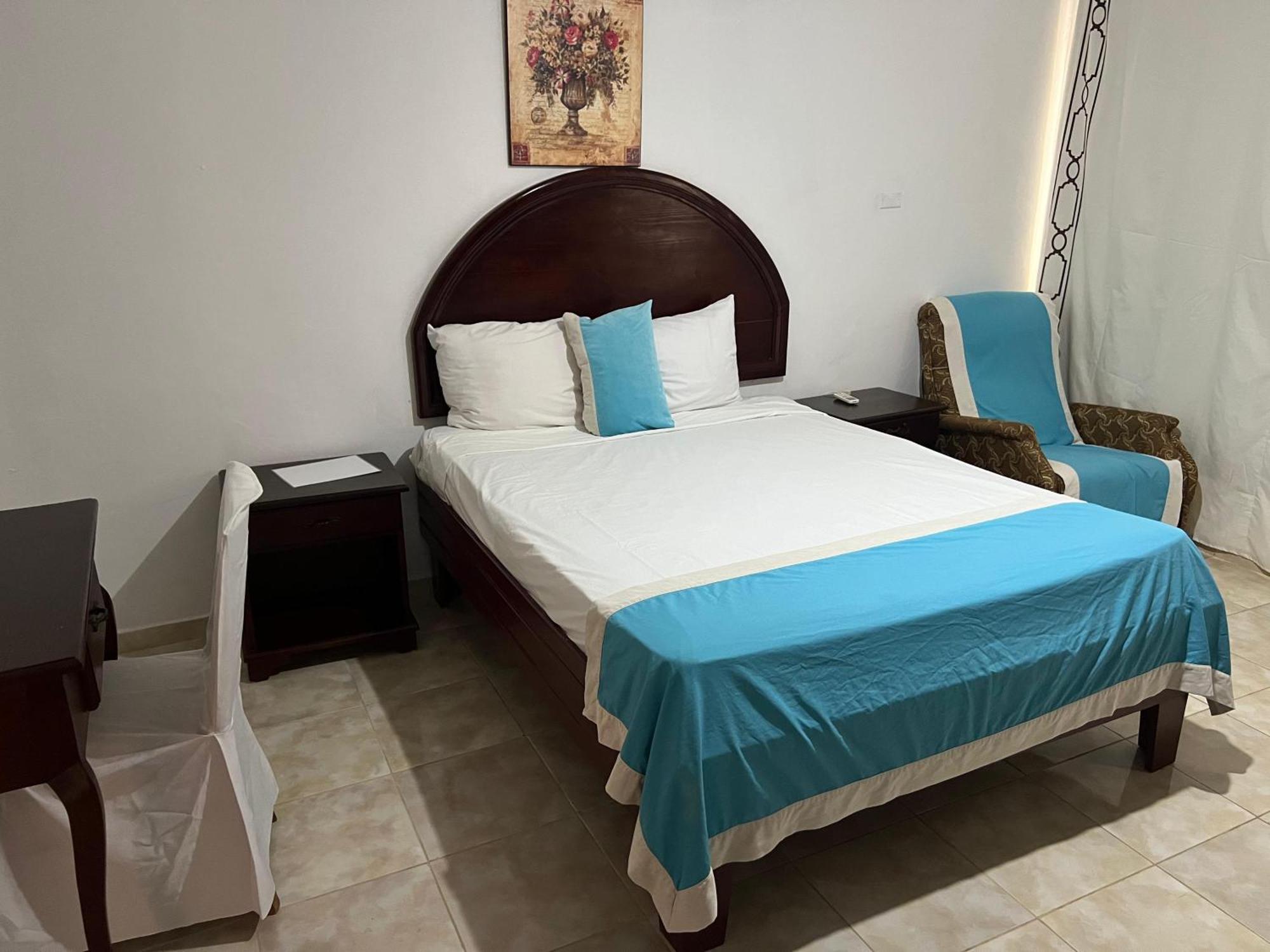 Hotel Nuevo Amanecer El Catey Zewnętrze zdjęcie